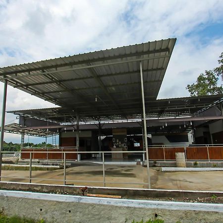 Oyo 92237 Dj Home Mataram Bagian luar foto